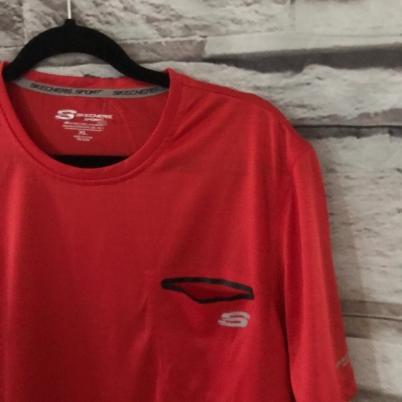 Skechers sport men’s shirt size XL NWOT red - Picture 2 of 6